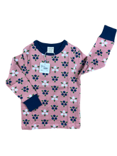 Lade das Bild in den Galerie-Viewer, maxomorra Shirt Second Hand Sale Blumen rosa Tildi nachhaltige Kinderkleidung
